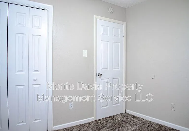 2306 Fuzz Fairway #A — Photo 12