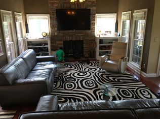 10809 Worthington Ln, Prospect, KY 40059