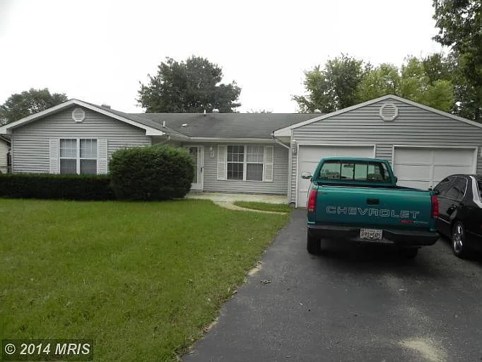 8307 Grainfield Rd photo 1