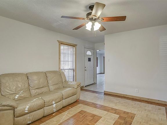 5th image of 1204 King Dr