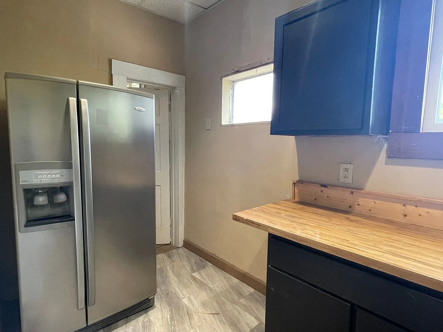 2 bed, 1.0 bath, $850 — Photo 4