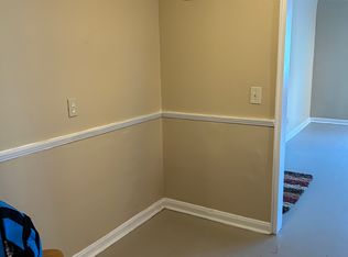 1869 Losantiville Ave, Cincinnati, OH 45237