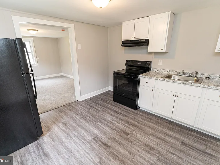 113 Davis Ln — Photo 11
