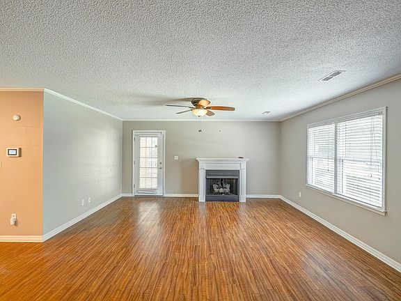 5th image of 501 Joe Sevier Dr