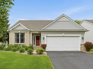 10812 Thone Cir, Woodbury, MN 55129