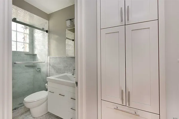 Sold by Exit Kingdom Realty | media 29