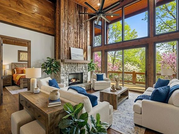 3rd image of 57 Deerfield Ln