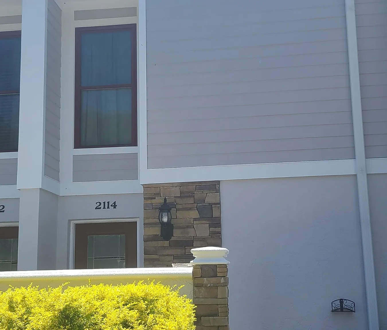 2114 NE 38th Ave - 1 — Photo 1