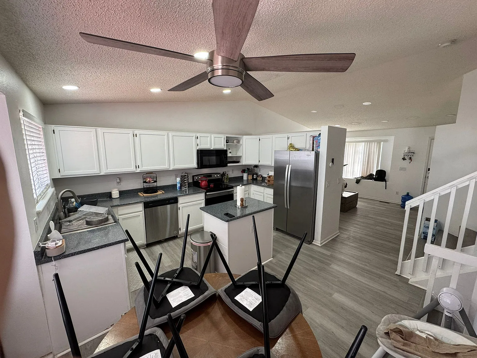 3 bed, 1826 sqft, $3,050 — Photo 4