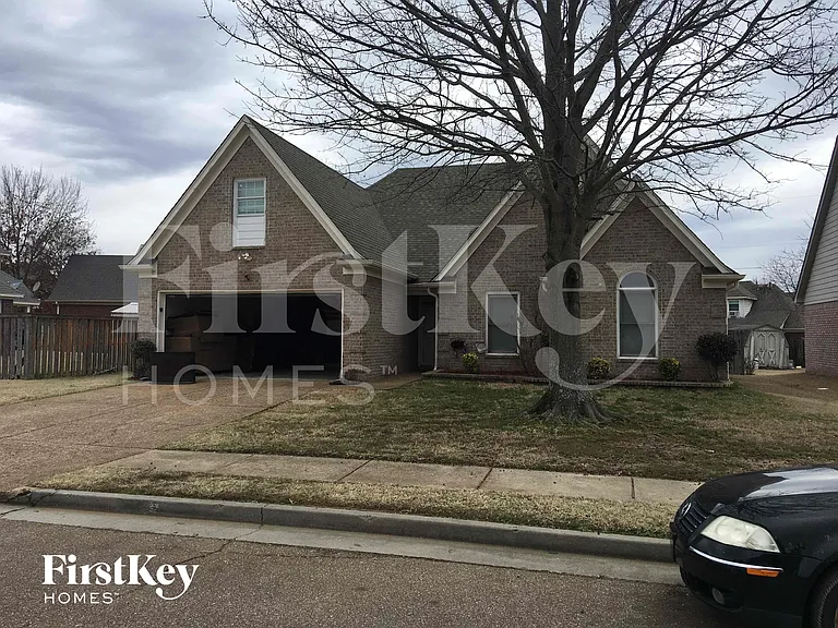 9344 Helmsley Dr — Photo 1