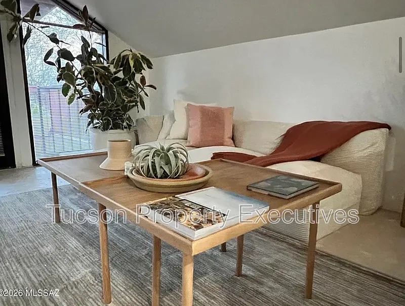 1 bed, 1.0 bath, 800 sqft, $1,350 — Photo 3