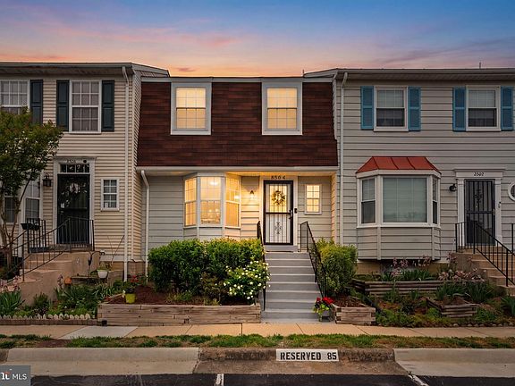 2nd image of 8504 Southlawn Ct