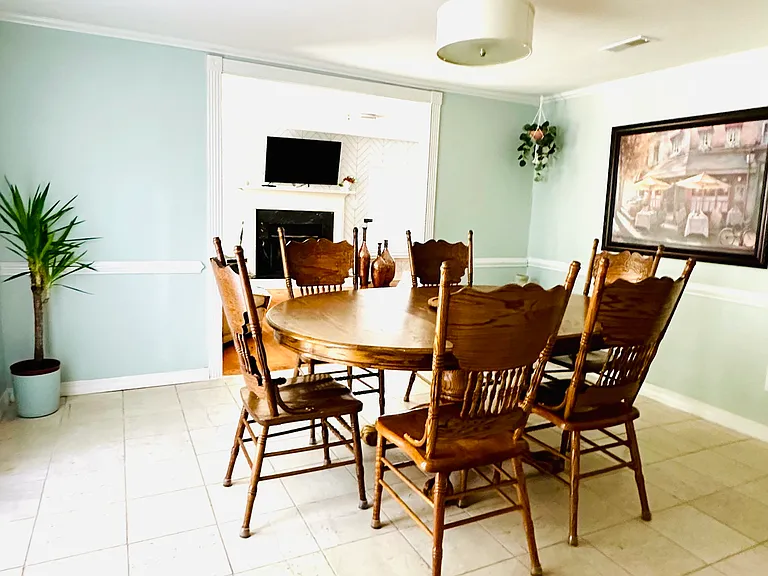 1532 W Robinhood Dr — Photo 3