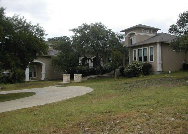 1st image of 334 Cambridge Dr