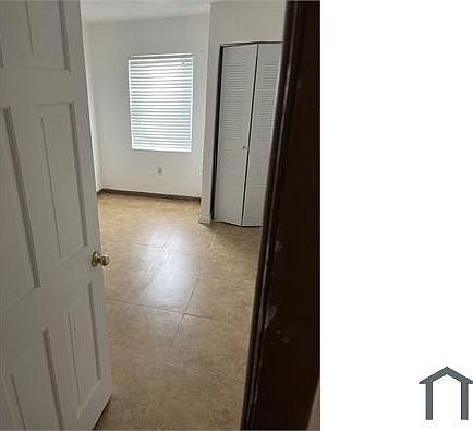 4th image of 2783 NW 194th Ter