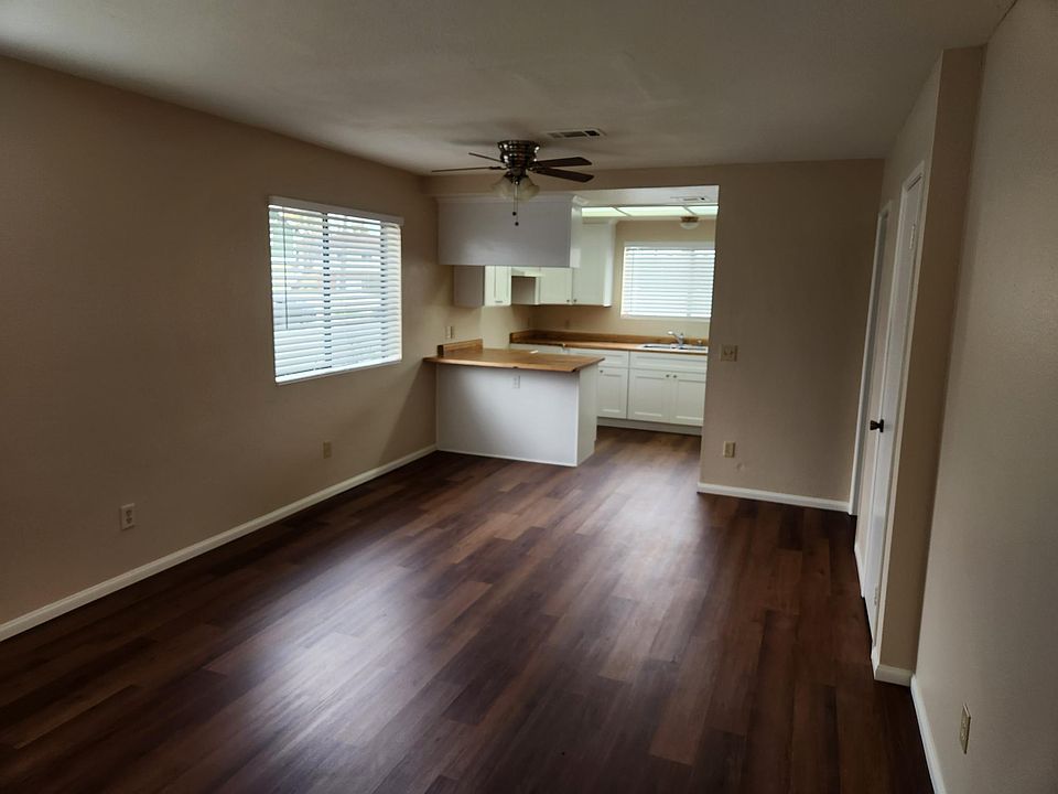 1st image of 28887 Calle Del Lago APT A
