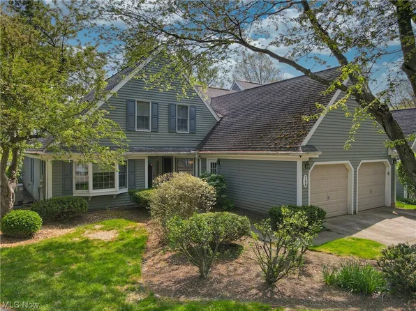 155 Pheasant Run Dr #155C, Chagrin Falls, OH 44022
