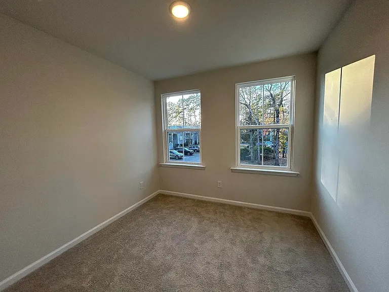 451 Martins Creek Blvd — Photo 20