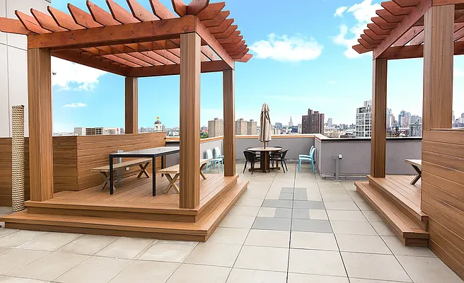 Rented by The KCI Group | media 44