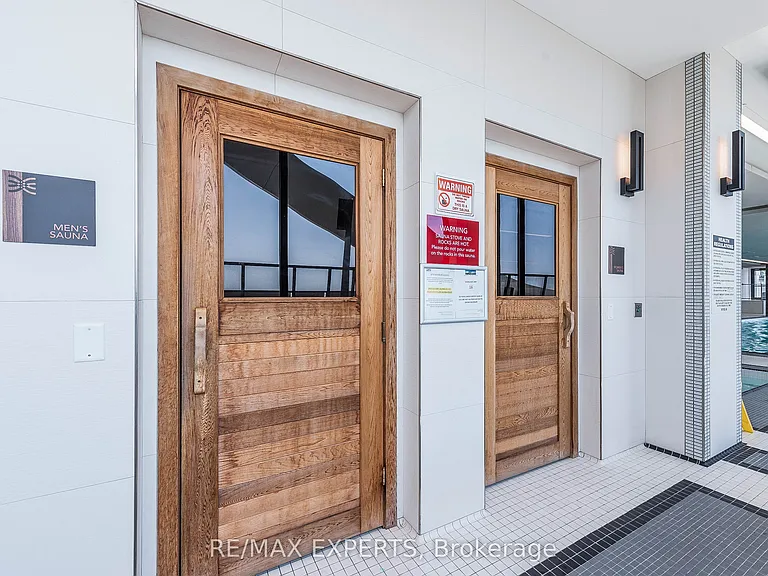 30 Shore Breeze Dr #1215 — Photo 22