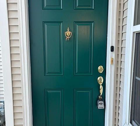 3rd image of 57 Windsor Pond Rd