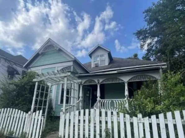 807 E Main St, Winnfield, LA 71483