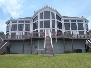 807-C Bay Ave, Kemah, TX 77565