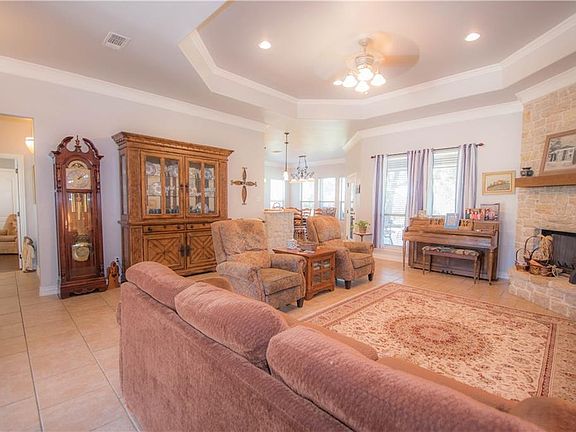 4th image of 3900 Homestead Ct