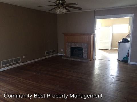 2nd image of 410 E 500 S