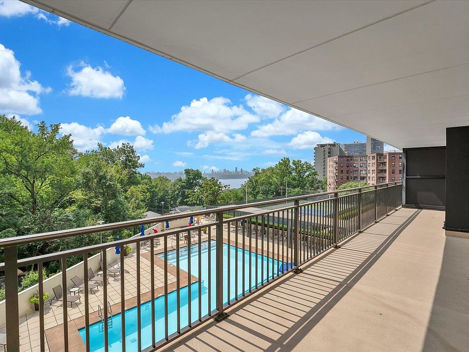 1st image of 1500 Palisade Ave APT 3C