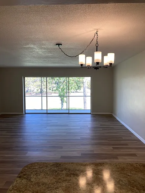 2 bed, 1283 sqft, $2,000 — Photo 4