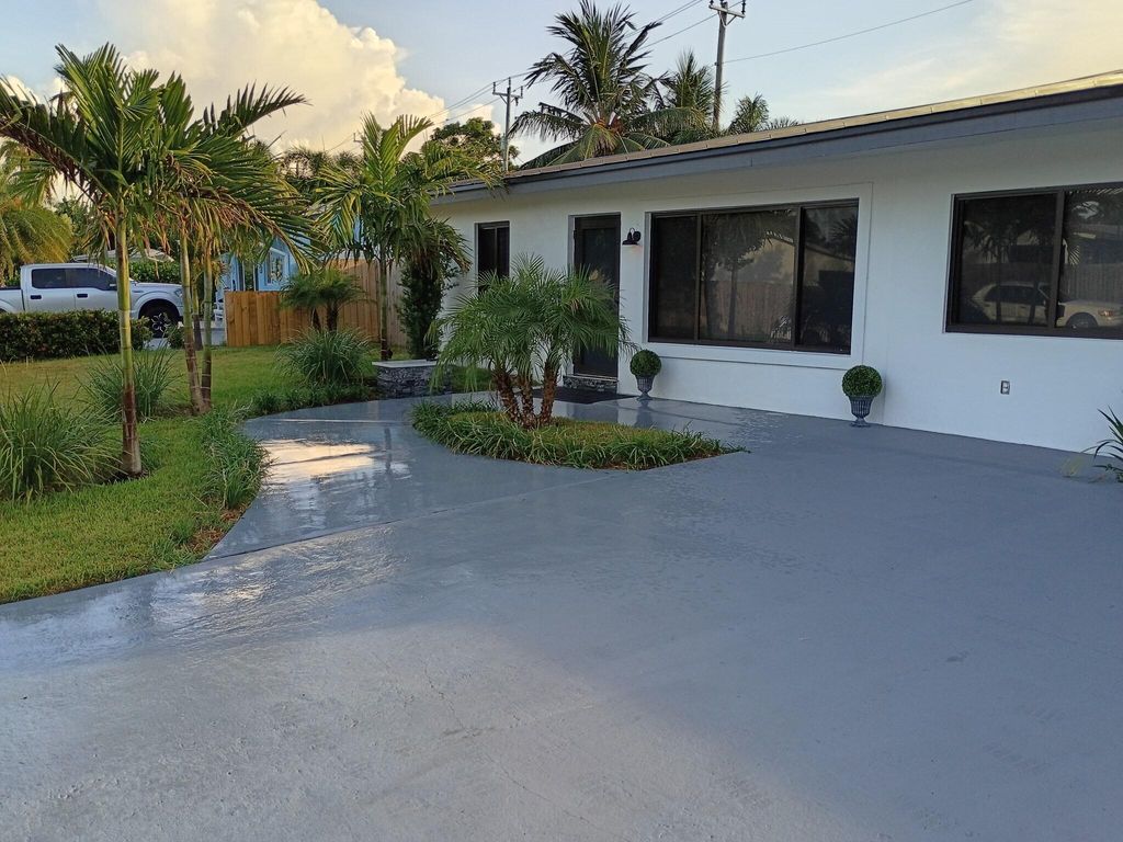 3141 NE 14th Avenue, photo 3