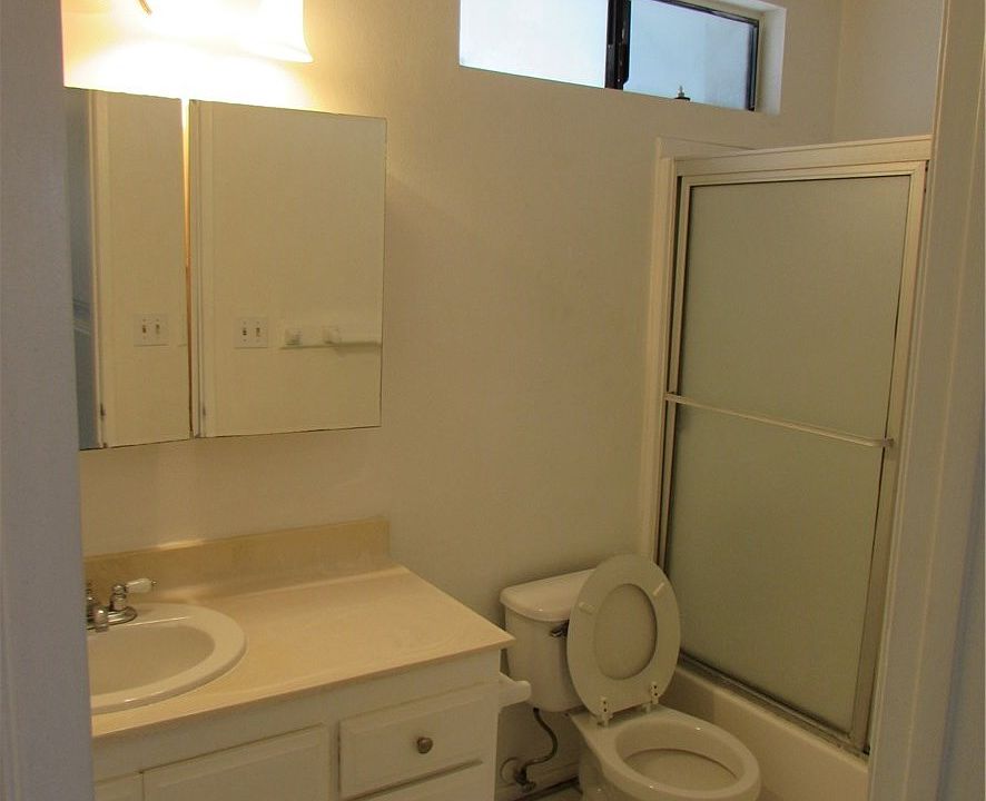 2nd image of 24712 Cordova Dr APT C