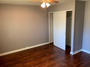775 Manresa Ln, Florissant, MO 63031