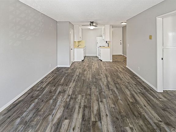 5th image of 3565 Linden Ave Unit 219