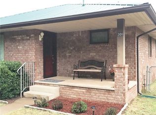 300 S Maple St, Crescent, OK 73028