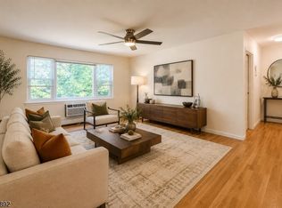 93 Fox Road BLDG 93 #3B, Edison Twp., NJ 08817