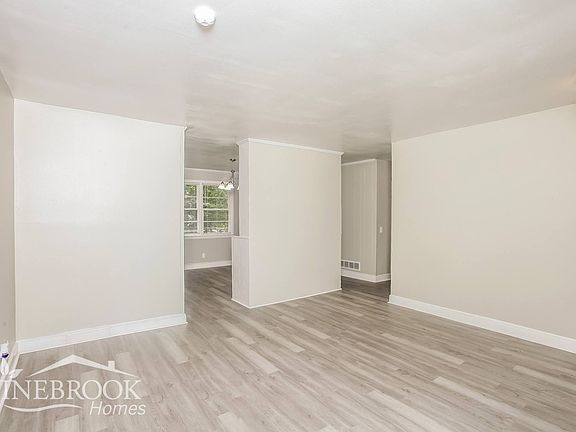 4th image of 3847 Davies Dr