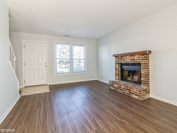 3rd image of 1259 Marywood Ct