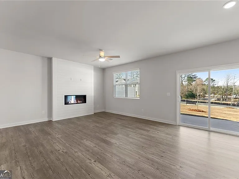 1922 Westwind St — Photo 13