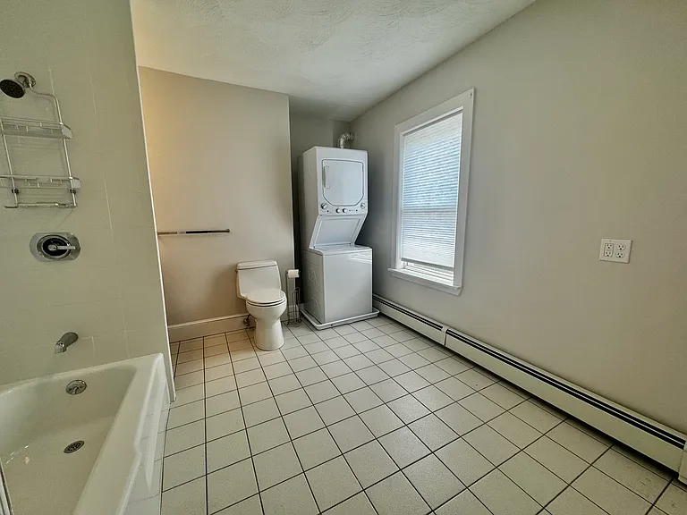 85 Pine St #2 — Photo 18