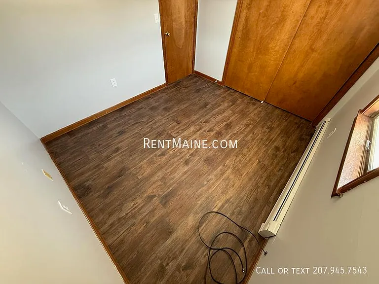 381 Pine St #4 — Photo 8