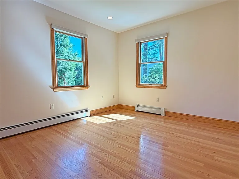 63 Pierrepont Rd — Photo 11