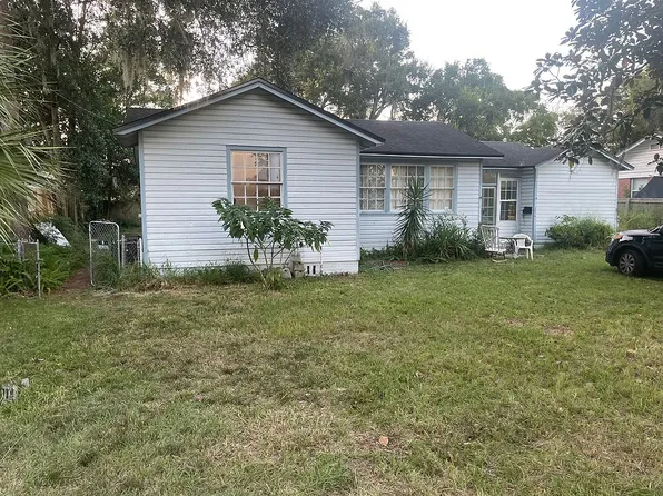 2016 Taunton Rd, Jacksonville, FL 32207
