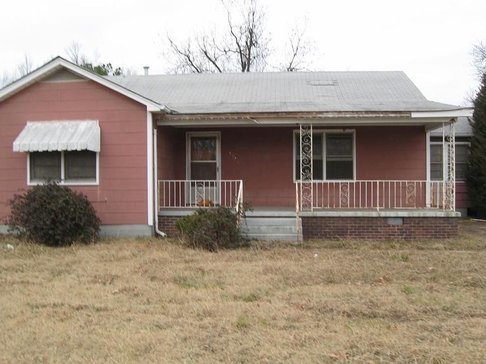 1st image of 5720 E Johnson Ave