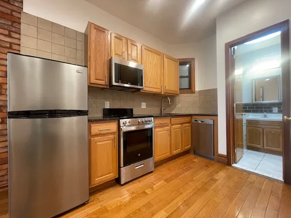 162 7th Avenue image 1 of 9