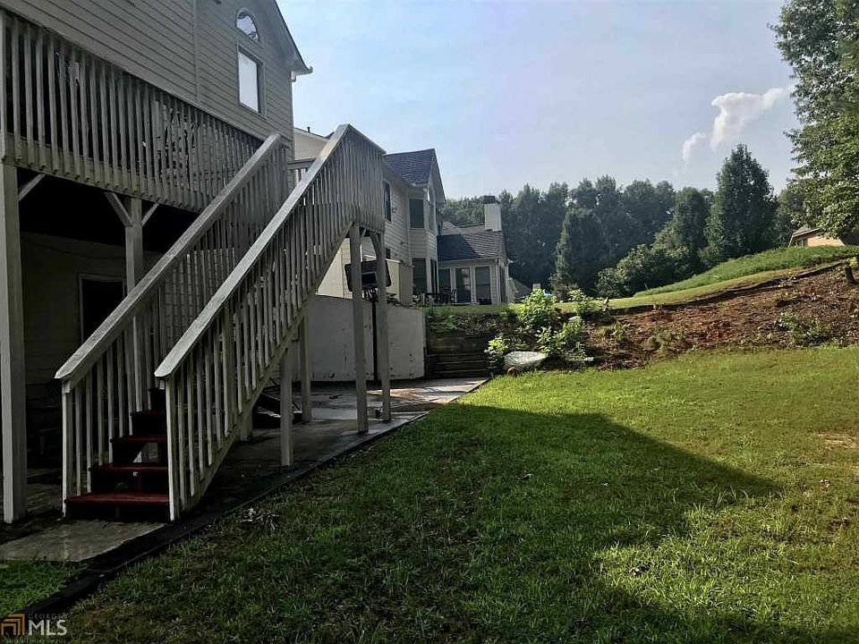 2nd image of 7284 Lake Run Cir