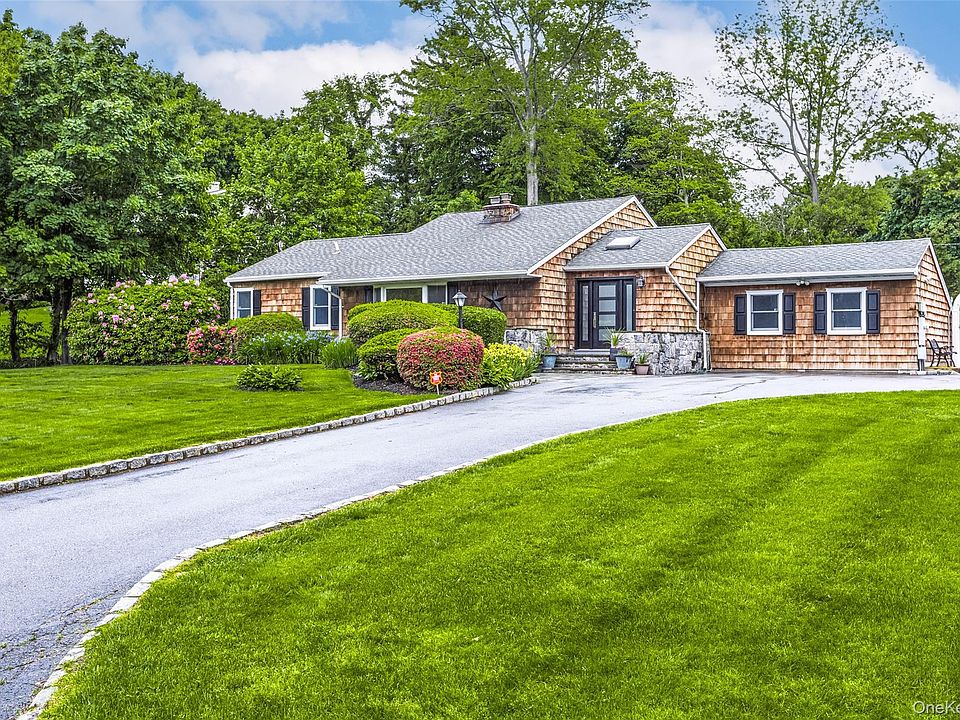 1st image of 7 Longacre Drive
