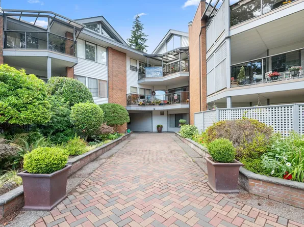 15270 17th Ave #109, Surrey, BC V4A 1T9