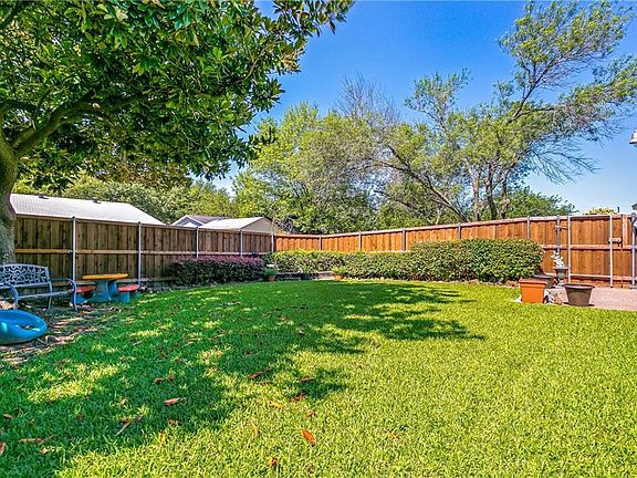 4th image of 1436 Whitehall Dr